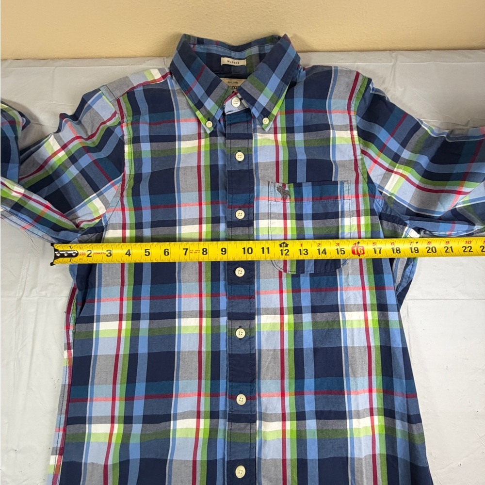 Abercrombie & Fitch Men's Muscle Blue and Green Plaid Shirt - Picture 3 of 9
